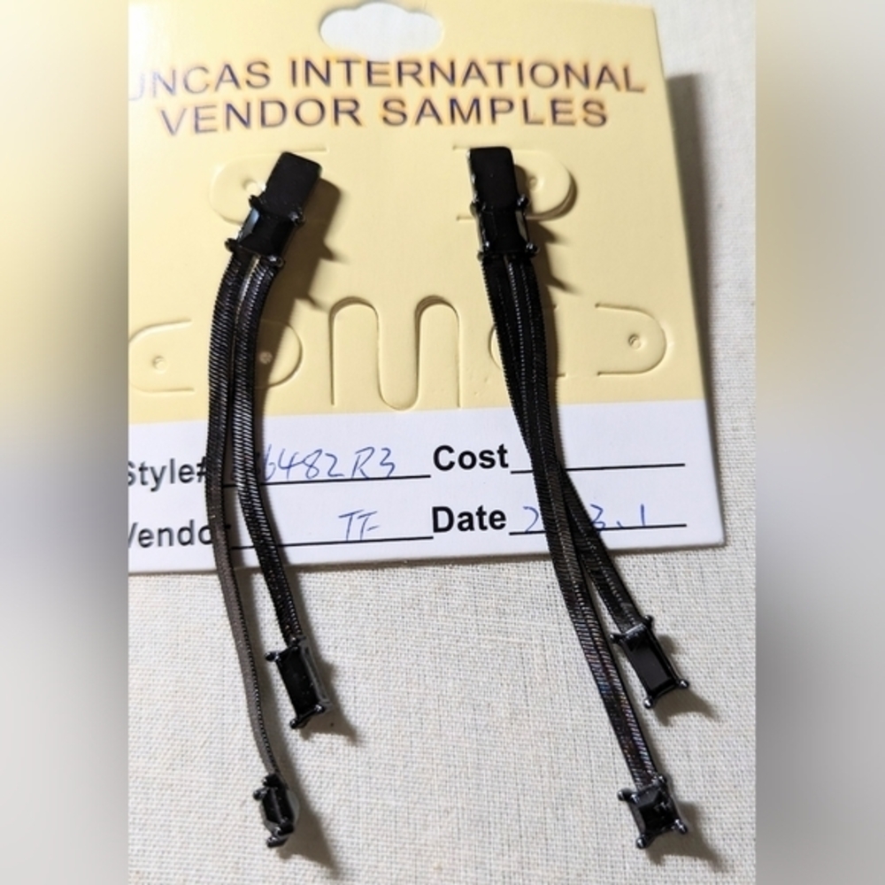 Uncas International Vendor earrings in black with black crystals.